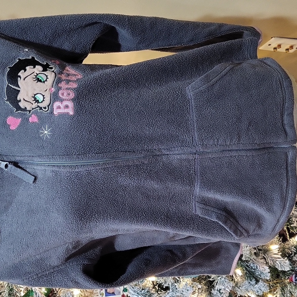 Betty Boop Hoodie - Picture 3 of 11